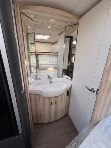 Fahrzeugbild Hobby De Luxe 460 UFe #12