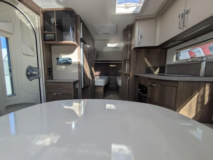 Fahrzeugbild Kabe Royal 540 GLE KS Klima/Mover/Bett-elekt #6