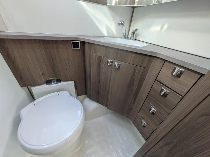 Fahrzeugbild Kabe Royal 540 GLE KS Klima/Mover/Bett-elekt #17