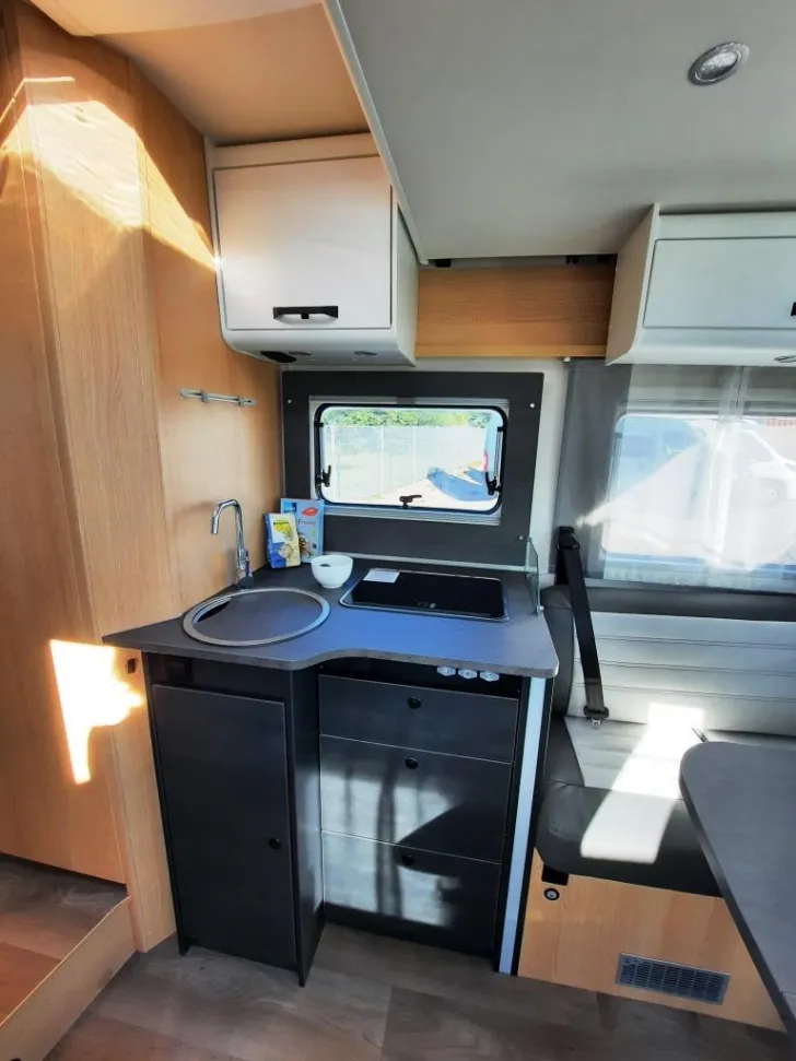 Fahrzeugbild Sunlight T 69LC Adventure Edition Verfüg./Sparen Sie 10.073,- € #11