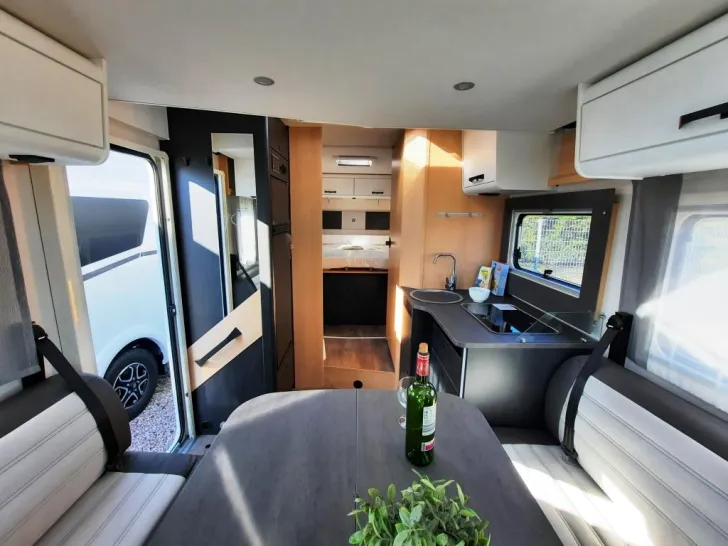 Fahrzeugbild Sunlight T 69LC Adventure Edition Verfüg./Sparen Sie 10.073,- € #5