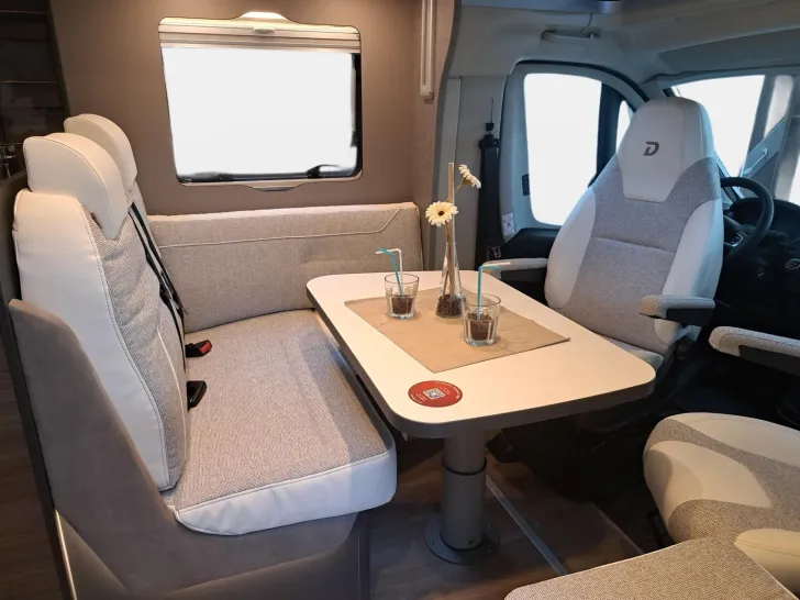 Fahrzeugbild Dethleffs Trend T 6817 EB Hubbett, div. Pakete #11