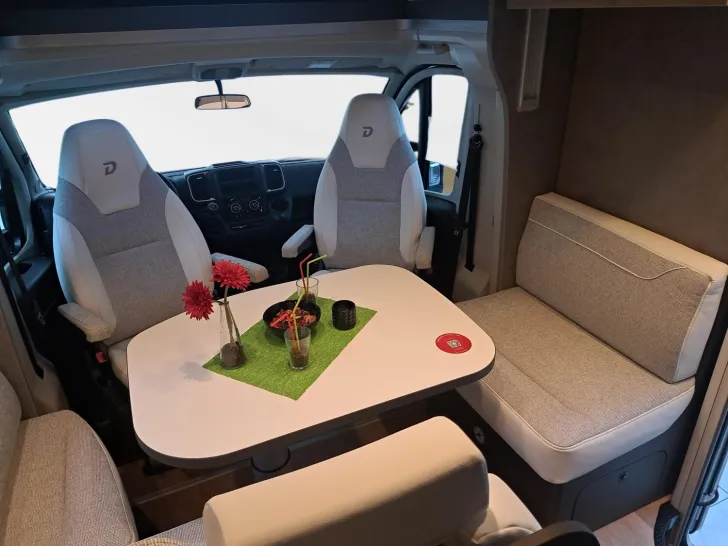 Fahrzeugbild Dethleffs Trend T 6877 DB Hubbett, X-, GT-, Familypaket #10