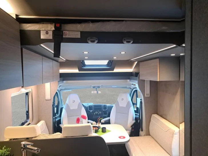 Fahrzeugbild Dethleffs Trend T 6877 DB Hubbett, X-, GT-, Familypaket #16