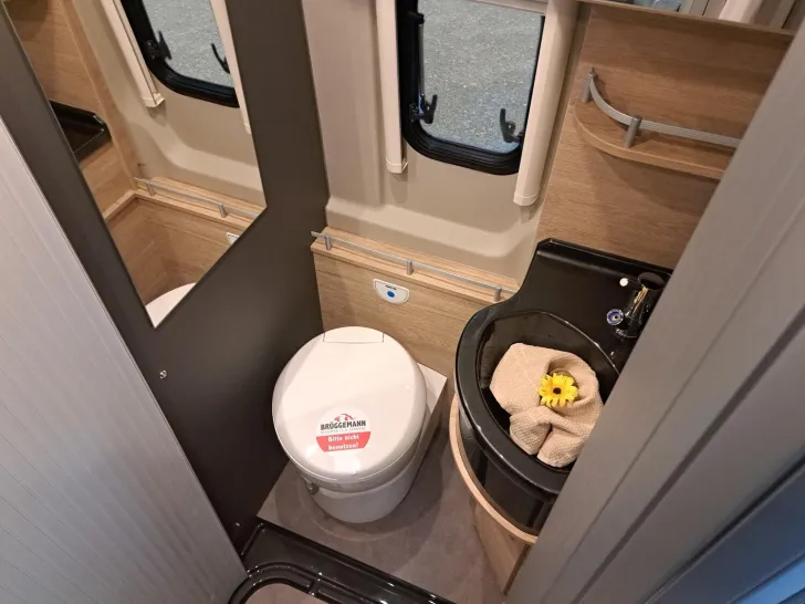 Fahrzeugbild Dethleffs Globetrail 640 HR Fiat Automatik, Komfortpaket #16