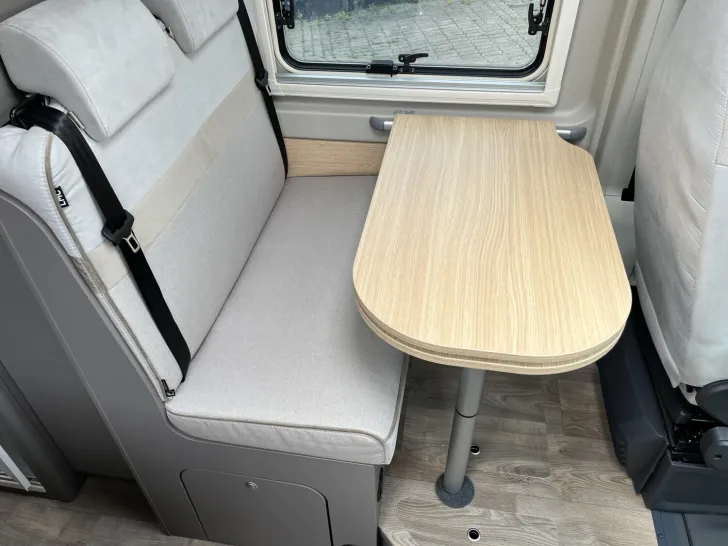 Fahrzeugbild LMC Innovan 640 #16