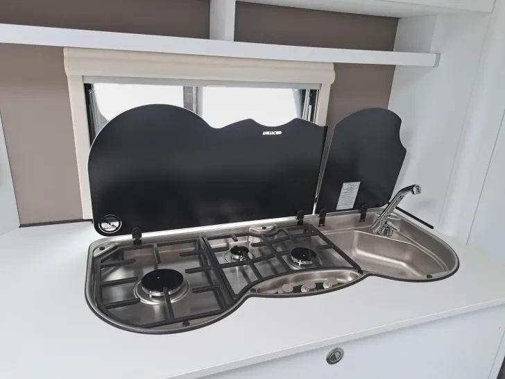 Fahrzeugbild Dethleffs c-go 475 FR 10 Years Edition, Duo Control #10