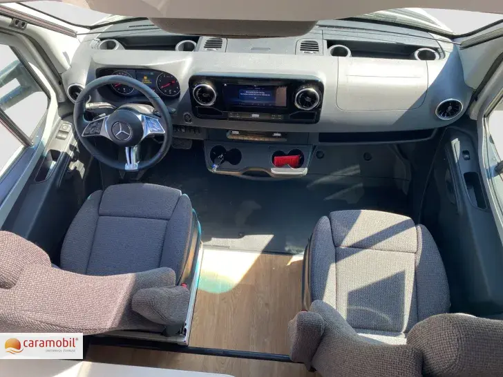 Fahrzeugbild Hymer B-MC T 680 Autark/RFK/Navi/Markise) #10