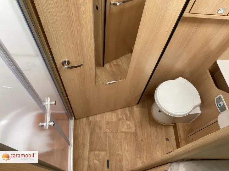 Fahrzeugbild Hymer B-MC T 680 Autark/RFK/Navi/Markise) #16