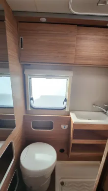 Fahrzeugbild Weinsberg CaraHome 650 DG sofort verfügbar #16