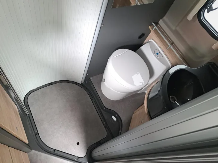 Fahrzeugbild Dethleffs Globetrail 640 ER Citroen Komfort-, Elektropaket #17