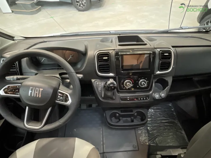 Fahrzeugbild Knaus LIVE WAVE 700 DX PLATINUM SELECTION Modell 2026 / LIVE WAVE 700 DX #9