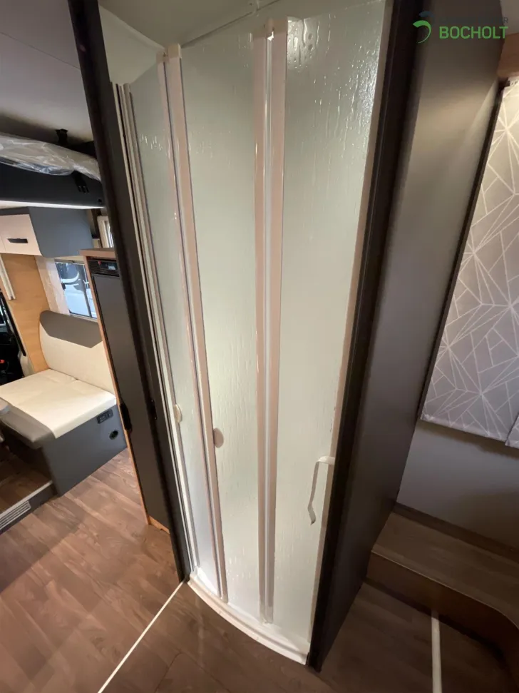 Fahrzeugbild Knaus LIVE WAVE 700 DX PLATINUM SELECTION Modell 2026 / LIVE WAVE 700 DX #18