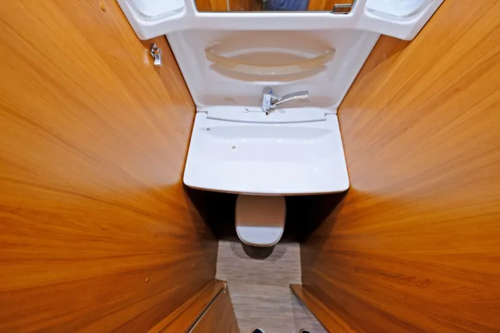 Fahrzeugbild Hobby Ontour 470 KMF/Festbett+Etagenbetten/Finanz. #12