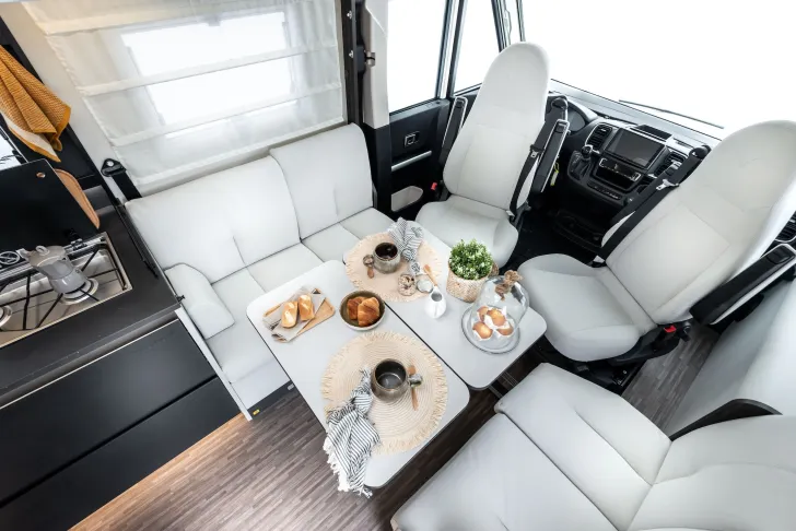 Fahrzeugbild Mobilvetta Kea i86, MJ26 + Klima + Hubstützenanlage #10