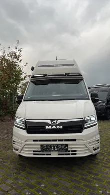 Frontal Vorne VanTourer 600 D (MAN) sehr gepflegt