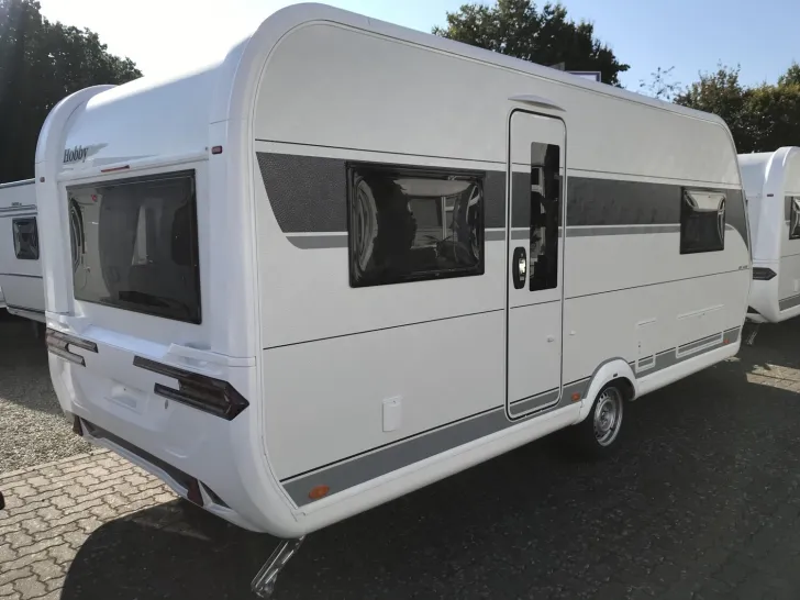 Fahrzeugbild Hobby De Luxe 540 UL Mod.2026; Auflastung 1800kg #3