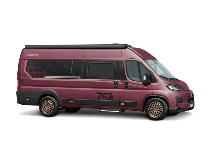 Fahrzeugbild Dethleffs Globetrail Fiat 600 DS 75K Iconic Hubdach #1