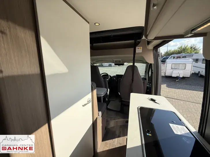 Fahrzeugbild Carado CV 602 pro Aufstelldach, Automatik #11