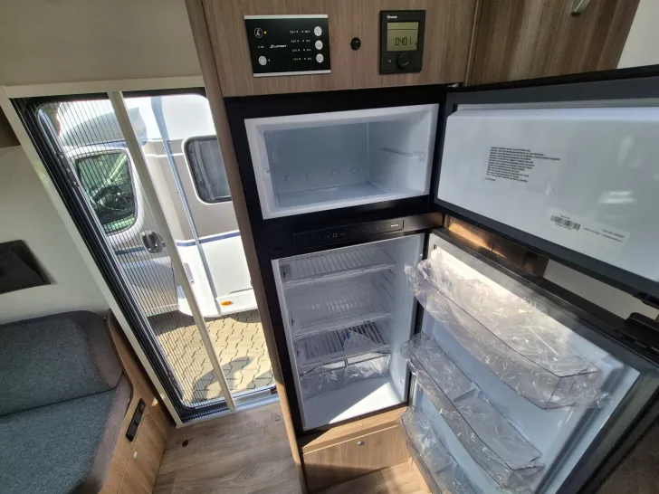 Fahrzeugbild Carado T 447 Digital-,LTE-,Safety-Paket,Solar,2.Batteri #17