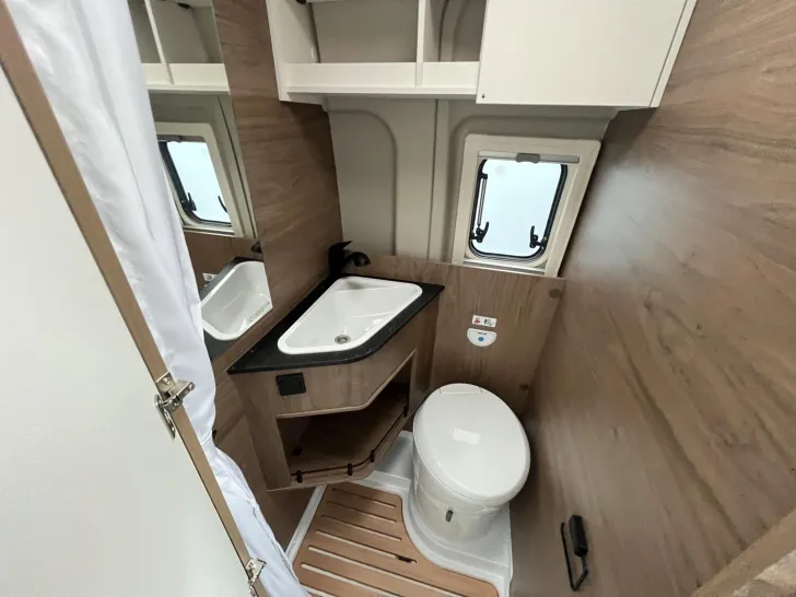 Fahrzeugbild Corigon CV 60 S #21