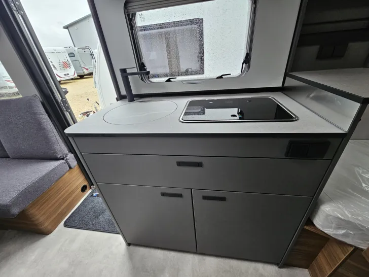 Fahrzeugbild Hymer Eriba Eriba Novaline 442 Autark|Booster|1800kg|Gasdose #8