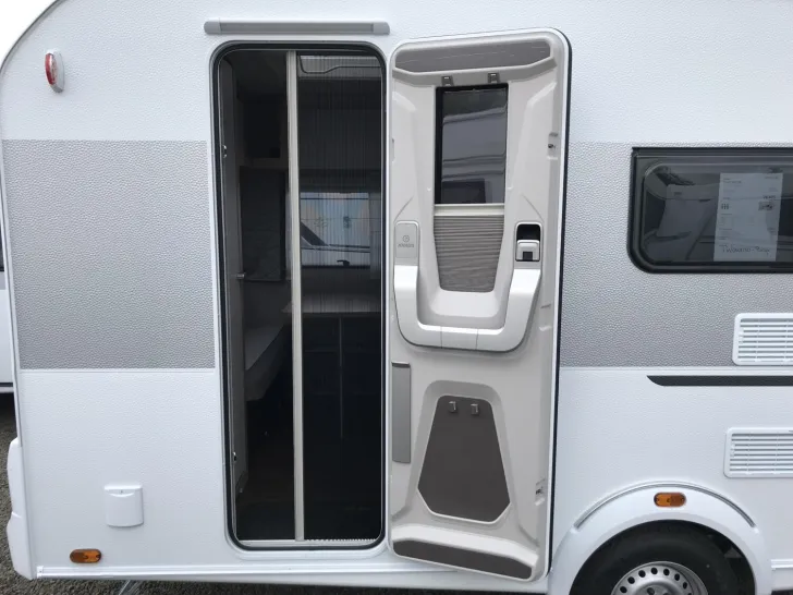 Fahrzeugbild Knaus Sport 420 QD Mod.2026; Auflastung 1500 kg #4