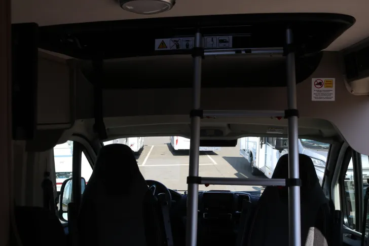 Fahrzeugbild Carado Camper Van CV 640 AT9G+SAT+Markise+DUO Control #27