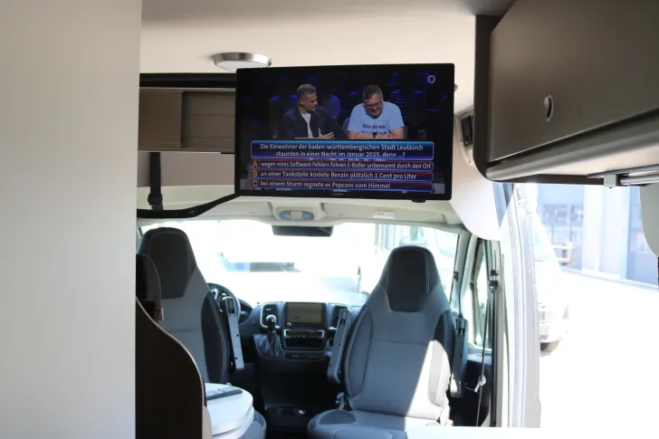 Fahrzeugbild Carado Camper Van CV 640 AT9G+SAT+Markise+DUO Control #29