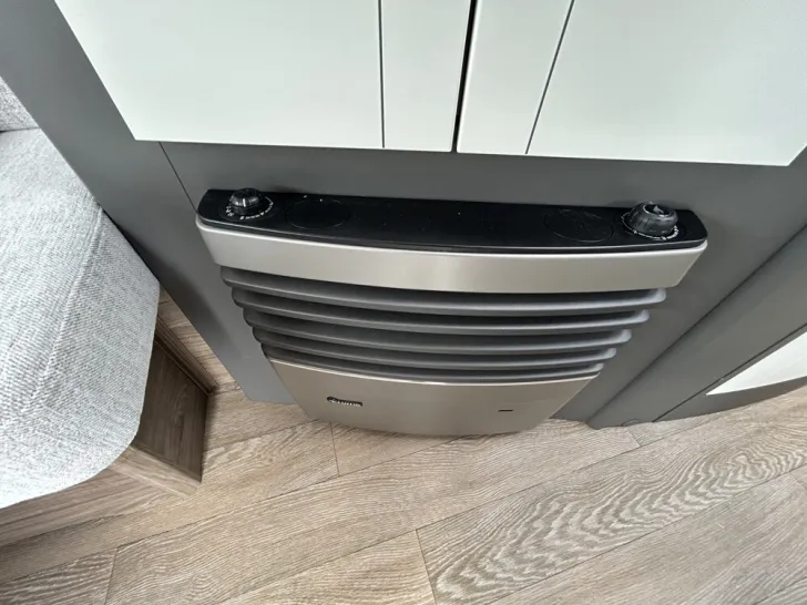 Fahrzeugbild Hobby Excellent Edition 495 UL #21