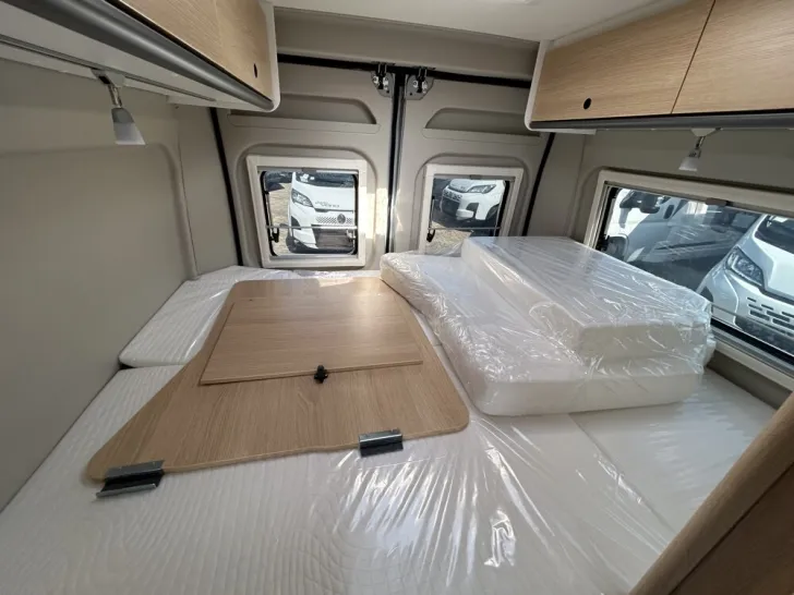 Fahrzeugbild Sunlight Camper Van Cliff 600 Adventure Edition #8