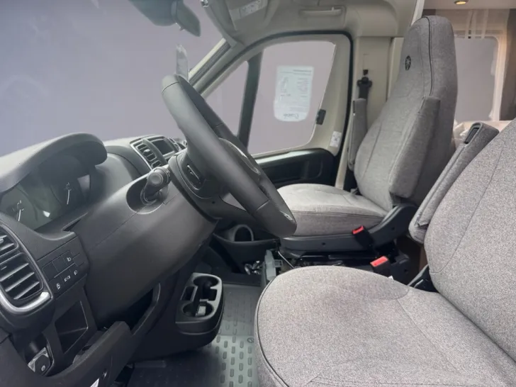 Fahrzeugbild Sunlight T 69LC Adventure Edition #7