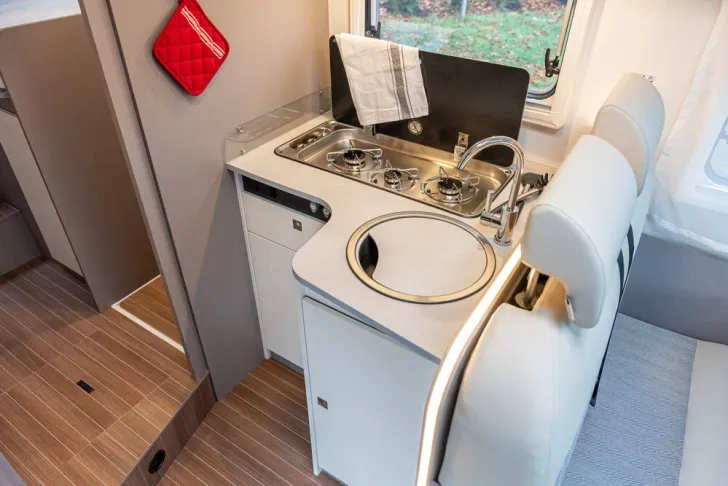 Fahrzeugbild Etrusco T Ford 7.3 SF #10