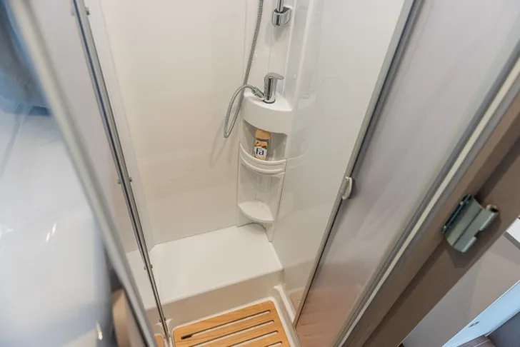 Fahrzeugbild Etrusco T Ford 7.3 SF #14