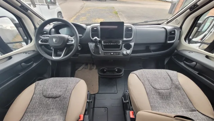 Fahrzeugbild Dethleffs Globetrail 640 EK *Automatik*Navi*RFK*Markise* #8