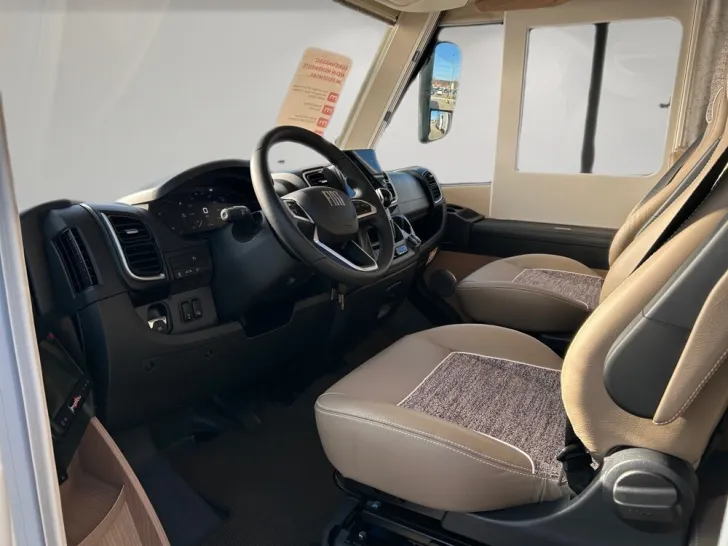 Fahrzeugbild Malibu I 490 RB LE comfort #7