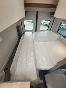 Fahrzeugbild LMC Innovan 592 #21