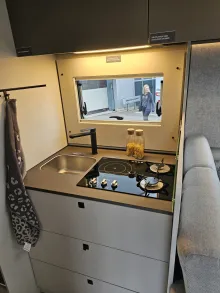 Fahrzeugbild LMC Cruiser T750 EL 180 PS, 4,4tn, 3e+4e Sitzplatz #5