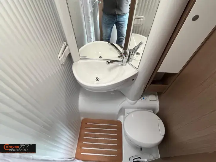 Fahrzeugbild Carado VAN V339 #8