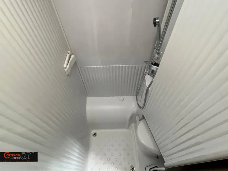 Fahrzeugbild Carado VAN V339 #9