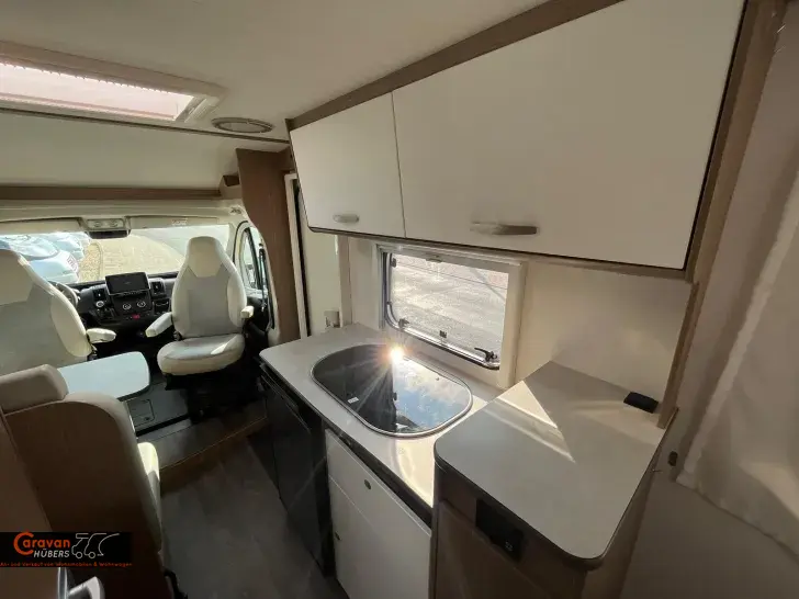 Fahrzeugbild Carado VAN V339 #20