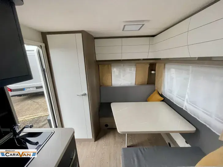 Fahrzeugbild Hobby OnTour 390 SF 1,5t/Ambiente/Autarkvorb. #3