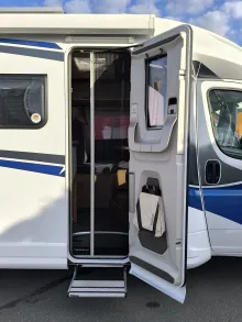 Fahrzeugbild Knaus LIVE /L!VE TI 650 MEG #6