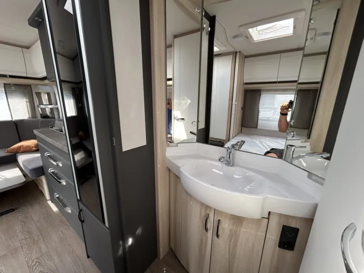 Fahrzeugbild Hobby De Luxe 460 UFe #16