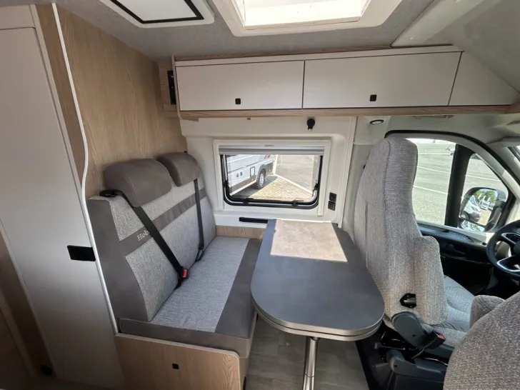 Fahrzeugbild Hobby OnTour Van 600 FT #9