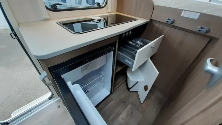 Fahrzeugbild Carado pro V 132 #20
