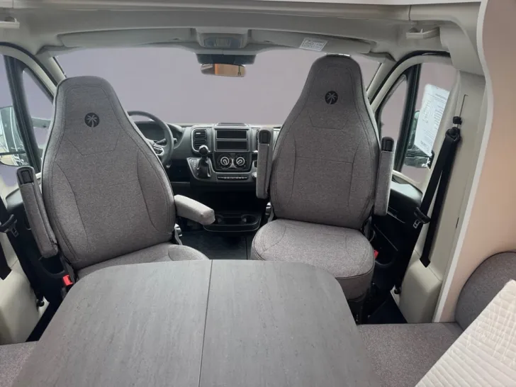 Fahrzeugbild Sunlight T 69LC Adventure Edition #11