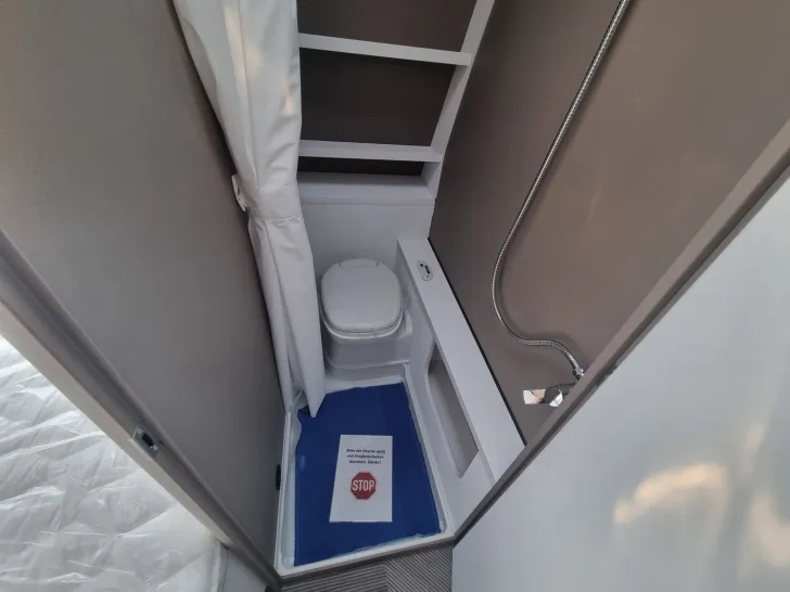 Fahrzeugbild Dethleffs c-go 565 FMK Abverkauf Ausstellungswagen #15