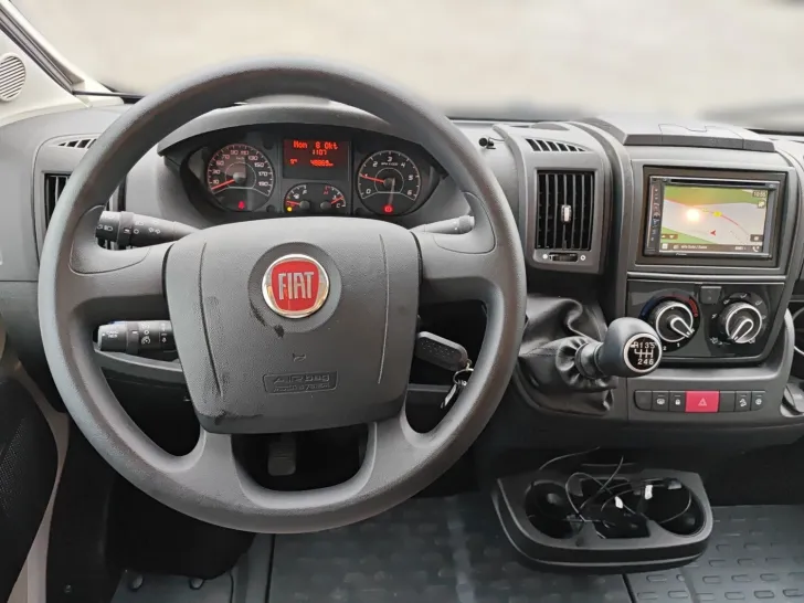 Fahrzeugbild Malibu T 490 LE #8