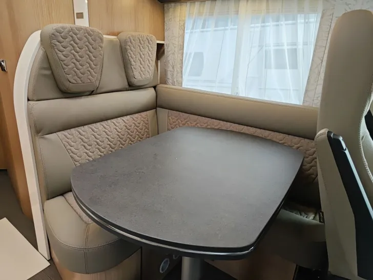 Fahrzeugbild Carthago c-compactline I 143 LE C2-tourer C1-tourer #12